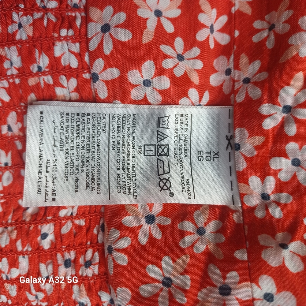 Old Navy  Red Patterned Women's Jumpsuit Size XL - Picture 16 of 16